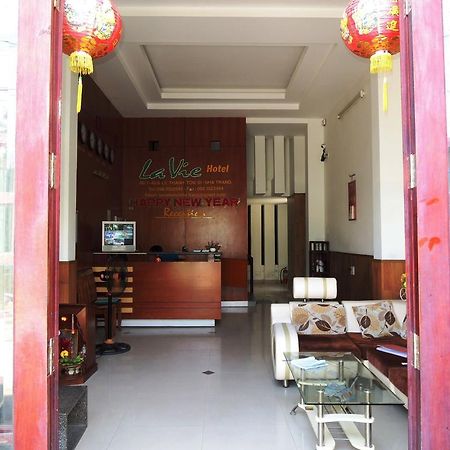 Lavie Hotel Nha Trang Exterior foto