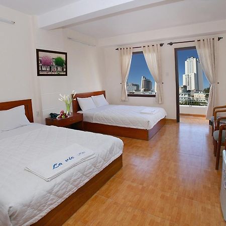 Lavie Hotel Nha Trang Exterior foto