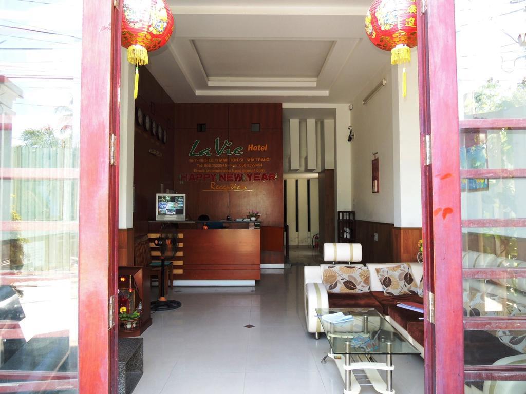 Lavie Hotel Nha Trang Exterior foto